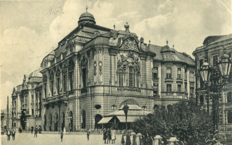 Fotografia budovy Reduty z 20-tych rokov 20.storočia